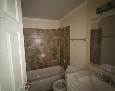 3331 Wyndale Court - Photo Thumbnail 9