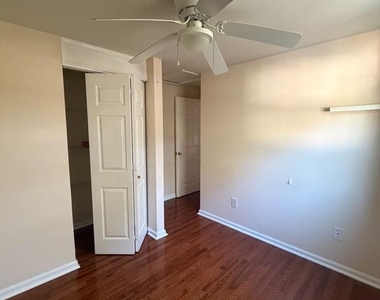 3331 Wyndale Court - Photo Thumbnail 10