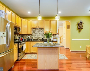 13665 Saint Johns Wood Place - Photo Thumbnail 15