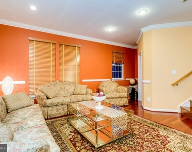 13665 Saint Johns Wood Place - Photo Thumbnail 4
