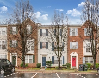 13665 Saint Johns Wood Place - Photo Thumbnail 1