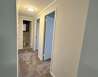 4600 Duke Street - Photo Thumbnail 9