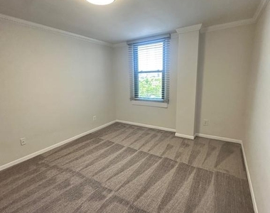 4600 Duke Street - Photo Thumbnail 11