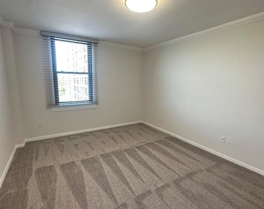4600 Duke Street - Photo Thumbnail 15