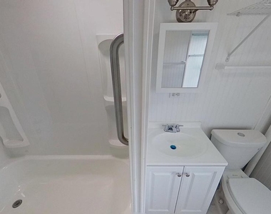 17368 Susquehanna Trail S - Photo Thumbnail 4
