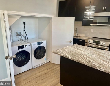1701 Point Breeze Avenue - Photo Thumbnail 3