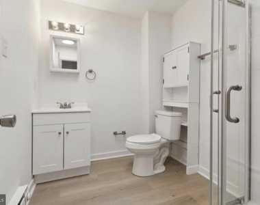 5554 Lansdowne Avenue - Photo Thumbnail 2