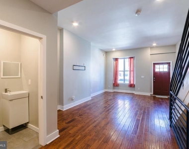 1829 N 27th Street - Photo Thumbnail 4
