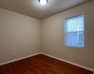 1516 W Diamond Street - Photo Thumbnail 7