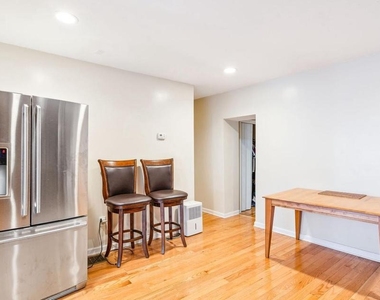 1203 S 16th Street - Photo Thumbnail 11