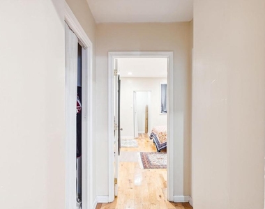 1203 S 16th Street - Photo Thumbnail 14
