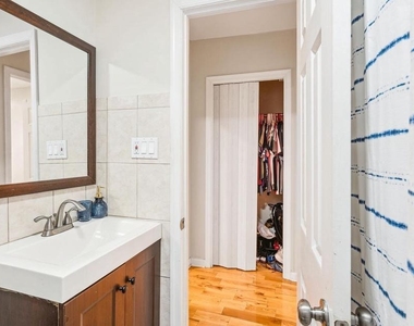1203 S 16th Street - Photo Thumbnail 12