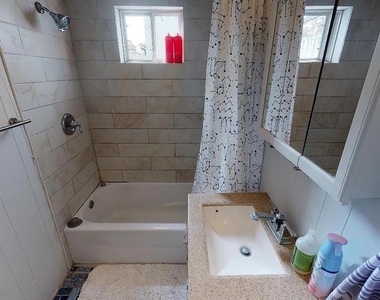 415 E Flora Street - Photo Thumbnail 14