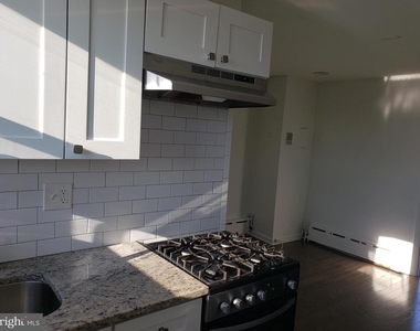 2208 S 15th Street - Photo Thumbnail 6