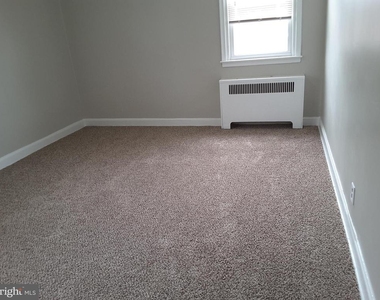 1226 Hellerman Street - Photo Thumbnail 8