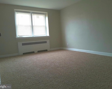 1226 Hellerman Street - Photo Thumbnail 5