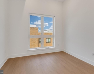 1731 Tilghman Street - Photo Thumbnail 16
