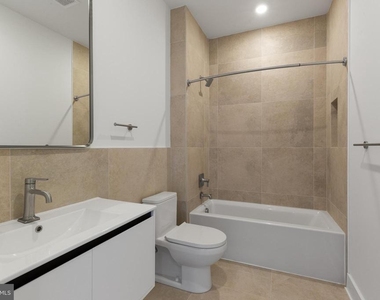 1731 Tilghman Street - Photo Thumbnail 6