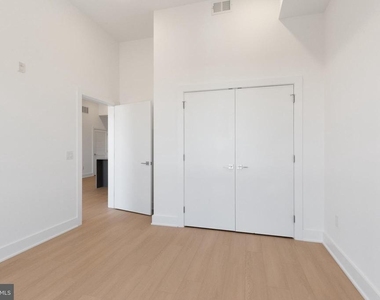 1731 Tilghman Street - Photo Thumbnail 10