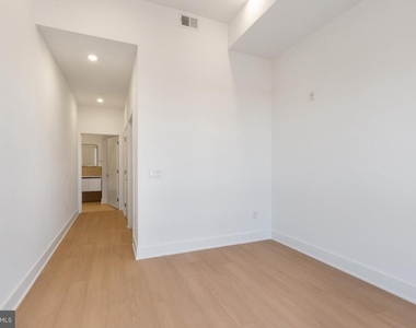 1731 Tilghman Street - Photo Thumbnail 14