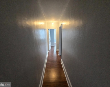 460 Shurs Lane - Photo Thumbnail 7