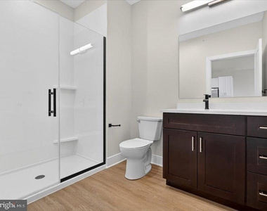 624 Main Street - Photo Thumbnail 8