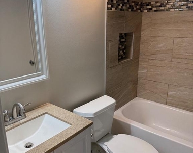 1203 Crosshill Court - Photo Thumbnail 12