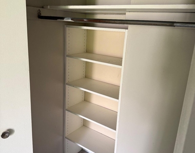 1203 Crosshill Court - Photo Thumbnail 14