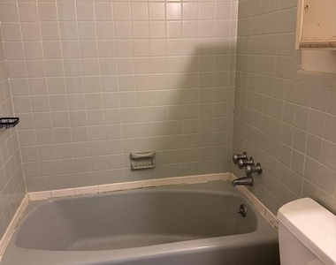 801 W Chester Pike - Photo Thumbnail 16