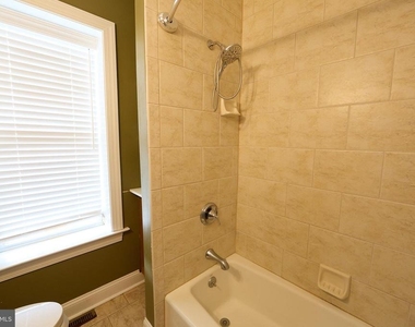 423 N Orange Street - Photo Thumbnail 15