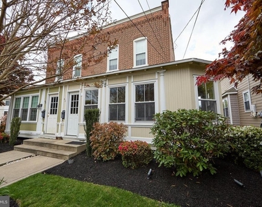 423 N Orange Street - Photo Thumbnail 36