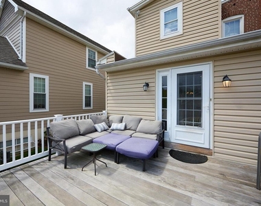 423 N Orange Street - Photo Thumbnail 28