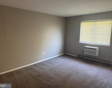 612 N Shady Retreat Road - Photo Thumbnail 5