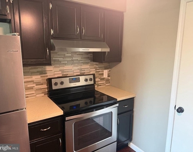 612 N Shady Retreat Road - Photo Thumbnail 8
