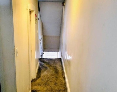 301 W Evesham Avenue - Photo Thumbnail 7