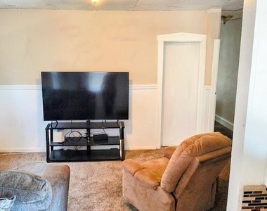 301 W Evesham Avenue - Photo Thumbnail 3