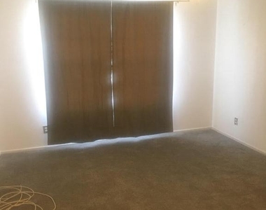 1408 Ralston Drive - Photo Thumbnail 5