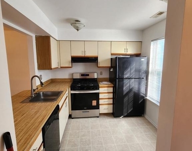 1408 Ralston Drive - Photo Thumbnail 13