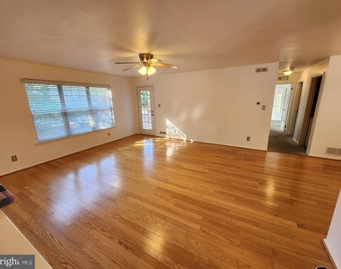 1408 Ralston Drive - Photo Thumbnail 14