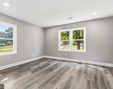 2608 Holly Drive - Photo Thumbnail 12