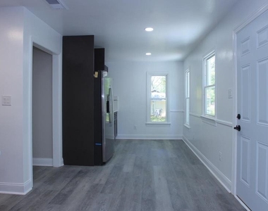 2608 Holly Drive - Photo Thumbnail 22