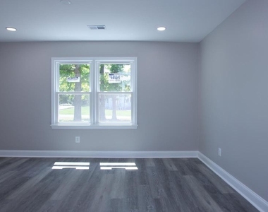 2608 Holly Drive - Photo Thumbnail 13