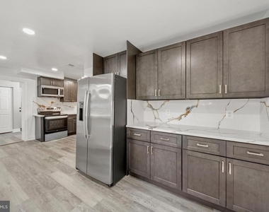2608 Holly Drive - Photo Thumbnail 8