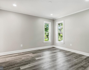 2608 Holly Drive - Photo Thumbnail 17