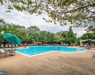 13505 Kildare Hills Terrace - Photo Thumbnail 16