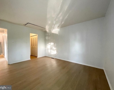 7197 Cimarron Court - Photo Thumbnail 20