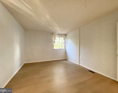 7197 Cimarron Court - Photo Thumbnail 18