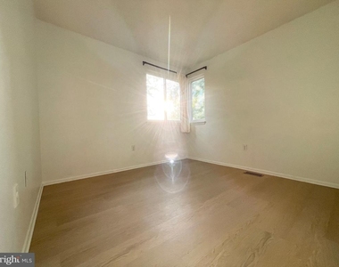 7197 Cimarron Court - Photo Thumbnail 21