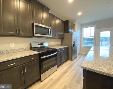 1659 Magundy Street - Photo Thumbnail 3