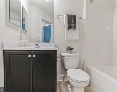 112 Red Rose Court - Photo Thumbnail 6